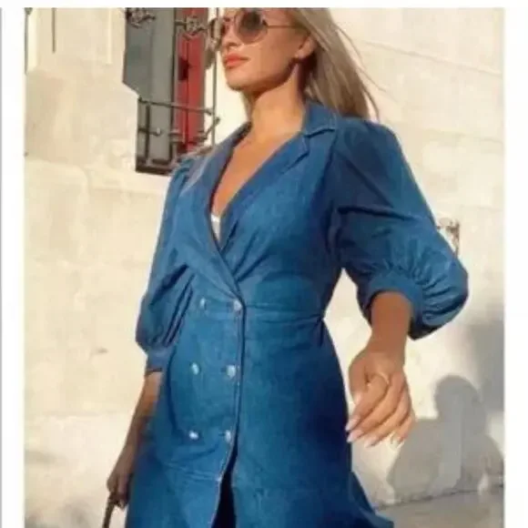 Zara Blue  Double Breasted Puff Sleeve Denim Mini Dress Blogger Favorite NEW - Picture 5 of 16